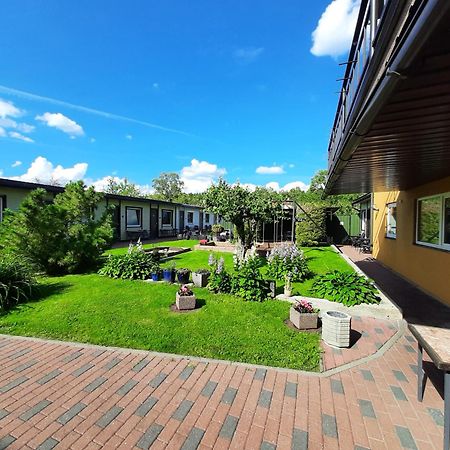 Guesthouse Maenniku Pärnu Exterior foto